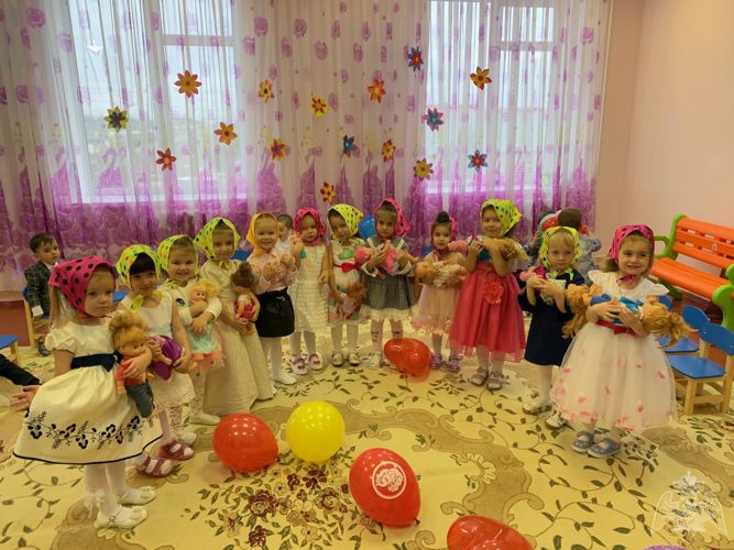  27 ноября в ФГКДОУ "Звездочка" был  проведен тематический день - «День Матери». 