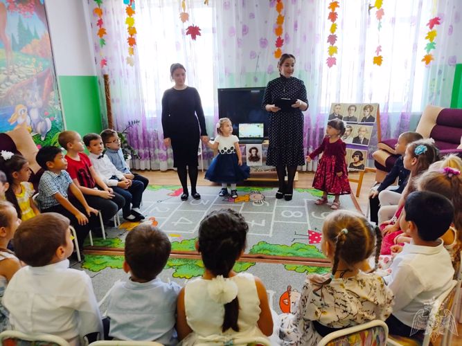 Литературный вечер стихов об осени,природе воспетой русскими поэтами "Люблю я пышное природы увяданье..."