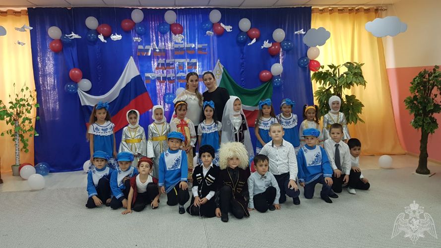 Фестиваль -концерт национальных культур по патриотическому воспитанию «Мы все - дети России!»