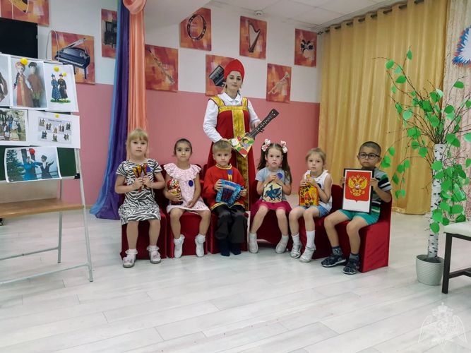 ТЕМАТИЧЕСКАЯ НЕДЕЛЯ "ДЕНЬ РОССИИ"