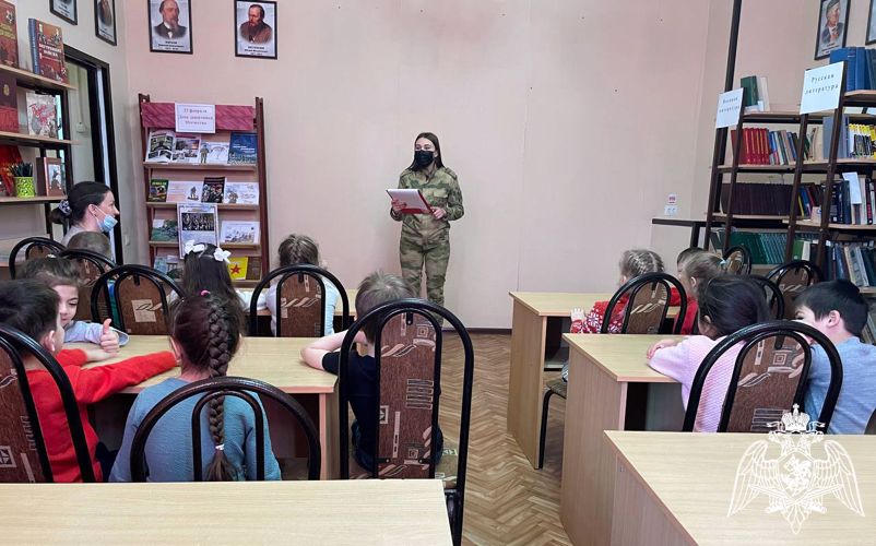 В АКЦИИ «НЕДЕЛЯ МУЖЕСТВА» ПОУЧАСТВОВАЛИ ВОСПИТАННИКИ ДЕТСКОГО САДА РОСГВАРДИИ В УРУС-МАРТАНЕ