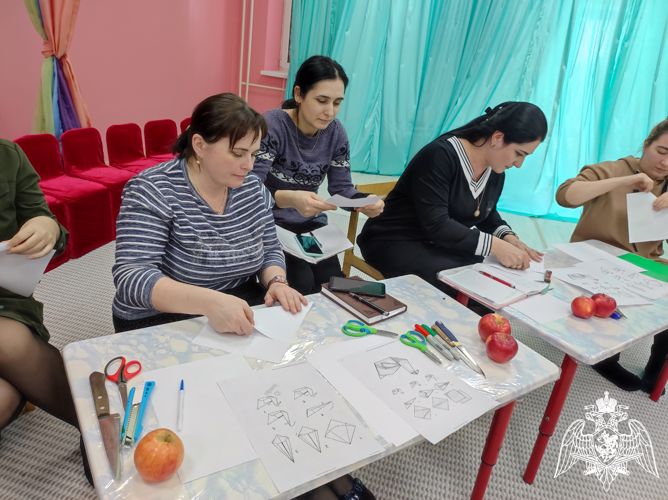 СЕМИНАР-ПРАКТИКУМ ДЛЯ ПЕДАГОГОВ "ЭКОЛОГИЧЕСКАЯ РАДУГА". ПОДГОТОВИЛА ЗАМЕСТИТЕЛЬ ЗАВЕДУЮЩЕГО ПО ВОСПИТАТЕЛЬНОЙ РАБОТЕ РОТАТАЯ Е.А.