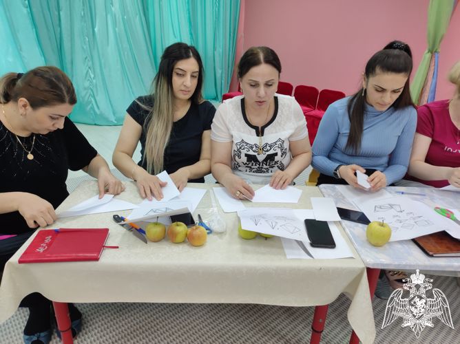 СЕМИНАР-ПРАКТИКУМ ДЛЯ ПЕДАГОГОВ "ЭКОЛОГИЧЕСКАЯ РАДУГА". ПОДГОТОВИЛА ЗАМЕСТИТЕЛЬ ЗАВЕДУЮЩЕГО ПО ВОСПИТАТЕЛЬНОЙ РАБОТЕ РОТАТАЯ Е.А.