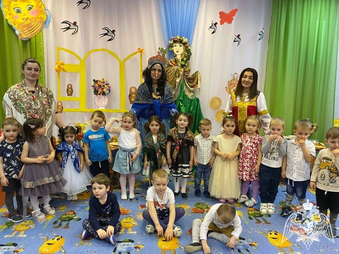 В ФГКДОУ "Звездочка" и его филиалах состоялось празднование "Масленицы"