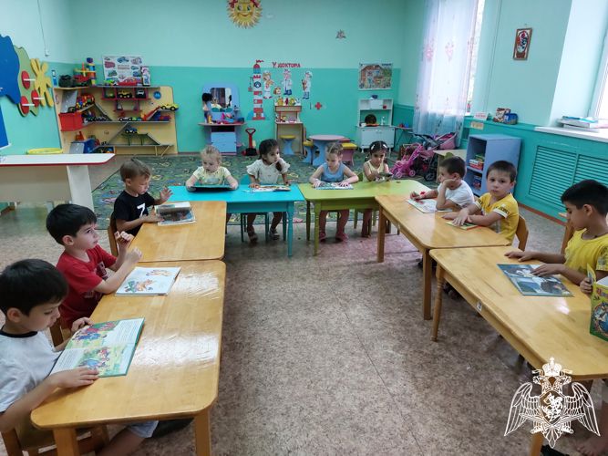 Развлечение "Книга -лучший друг"