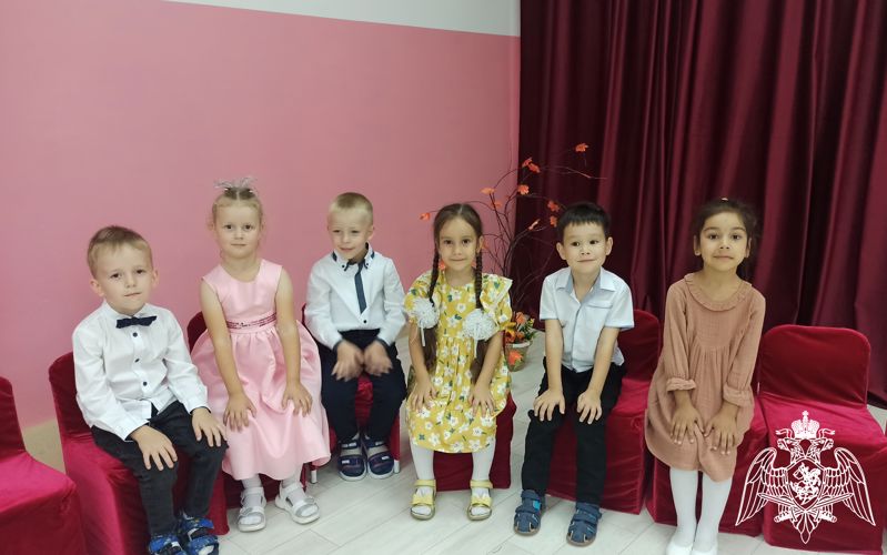 Конкурс чтецов "Мои лучшие бабушка с дедушкой"