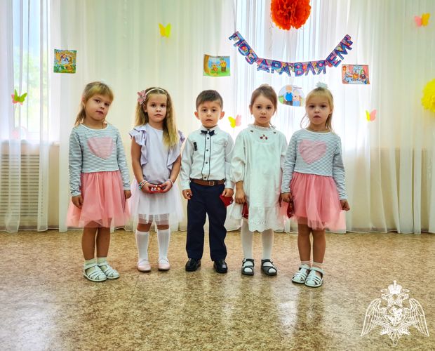 Конкурс чтецов "Мои лучшие бабушка с дедушкой"