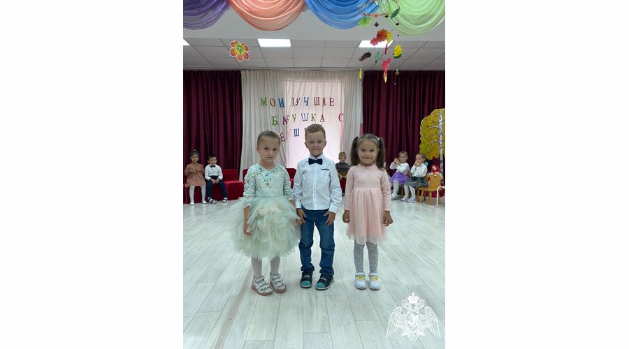 Конкурс чтецов "Мои лучшие бабушка с дедушкой"