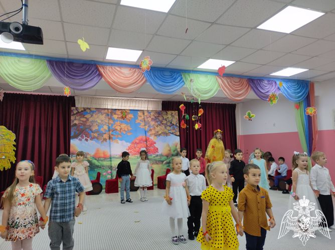 Праздник "Осень в гости заходи"
