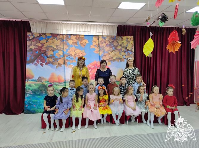 Праздник "Осень в гости заходи"