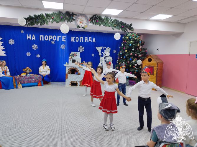 Фольклорное развлечение "На пороге Коляда"