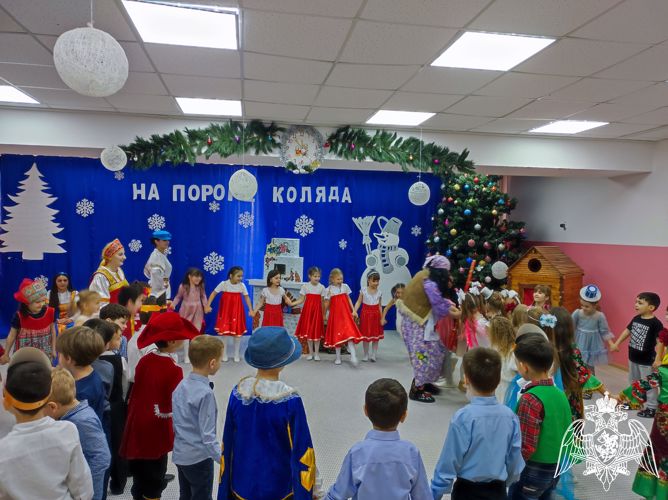 Фольклорное развлечение "На пороге Коляда"