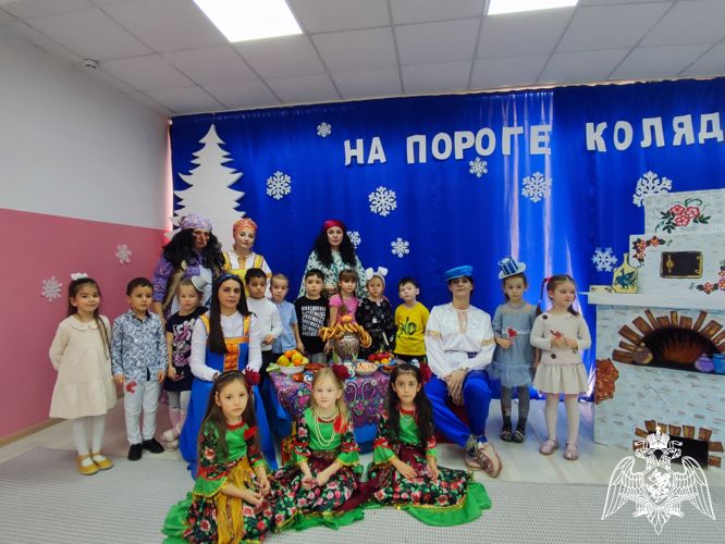 Фольклорное развлечение "На пороге Коляда"