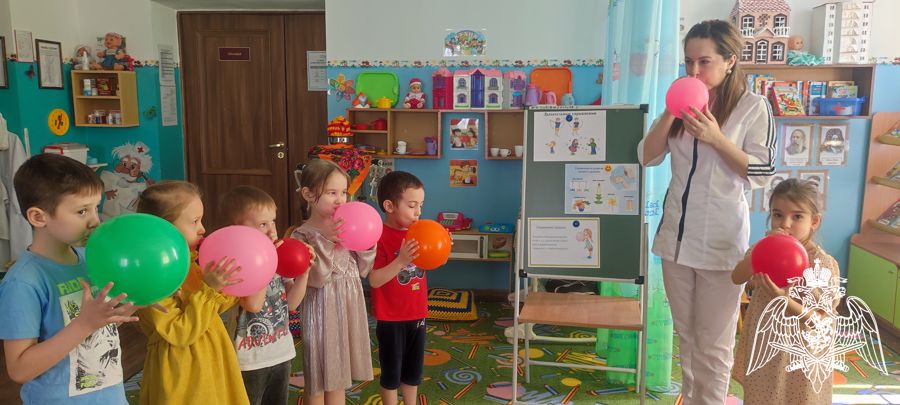 Практикум "Учимся правильно дышать". Провела медсестра Шихаева Р.А.