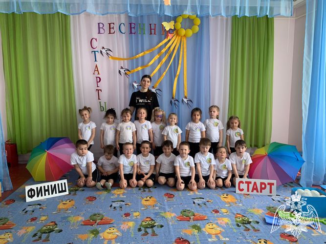 Спортивное развлечение  "Весенние старты" Провела инструктор по физической культуре Эседова Д.А.