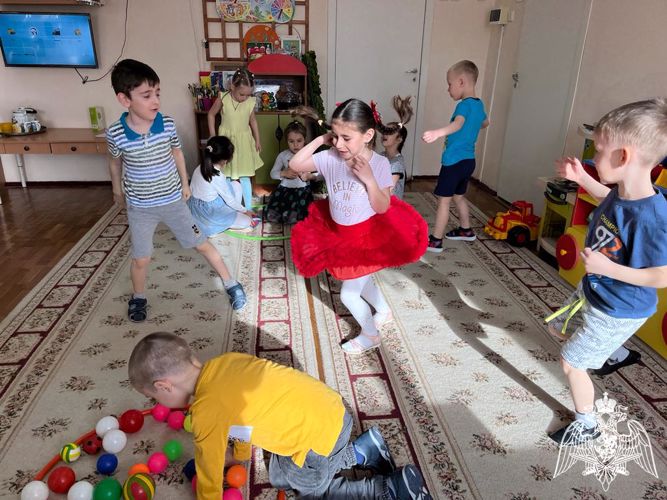 Акция: "Птицы к нам летите, весну принесите!"