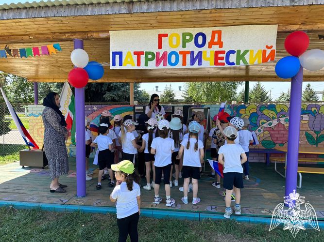 Спортивный праздник, посвященный Дню независимости России «Мы живём в России!»