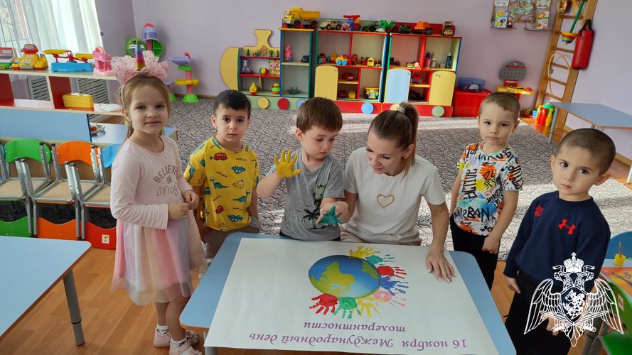 В рамках дня толерантности в ФГКДОУ  «Звездочка» были организованы и проведены  различные мероприятия