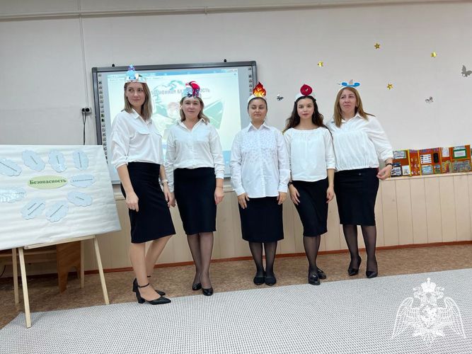 Круглый стол для педагогов "Информационная безопасность детей дошкольного возраста". Провела заместитель заведующего Петрусенко О.А.