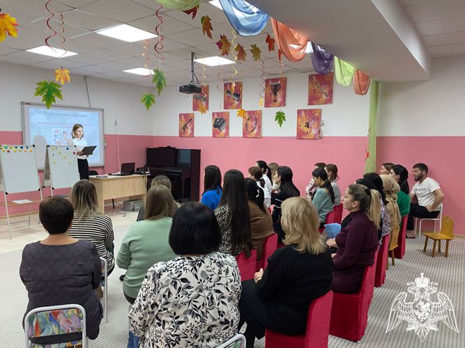 Родительское собрание «Интернет безопасность и родительский контроль» Подготовили зам.зав. по ВМР Любова С.И и педагог- психолог Каллагова М.Ю.