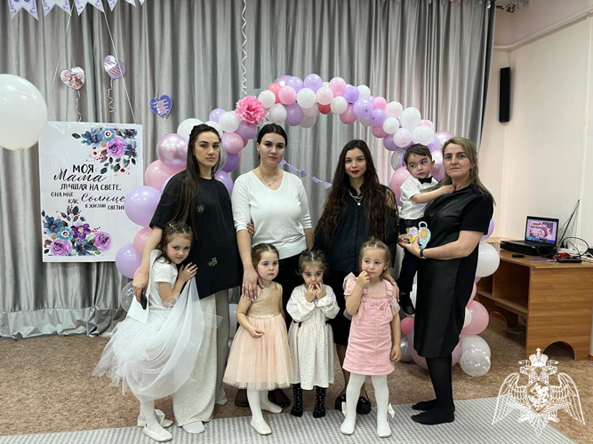 В ФГКДОУ «Звездочка» прошло праздничное мероприятие, посвященное Дню матери.
