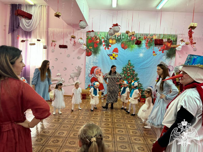 В ФГКДОУ «Звездочка» (г.Гудермес) прошли новогодние утренники