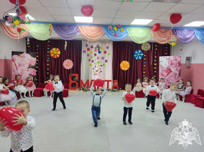Международный Женский день 8 марта