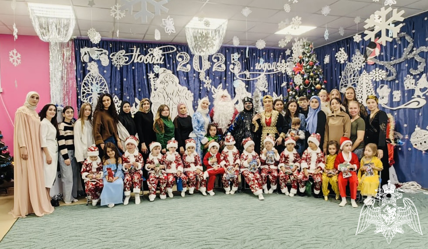 Новогодний утренник "Новый год и Шамаханская царица" в ФГКДОУ "Звездочка" войск национальной гвардии Российской Федерации г. Грозный (корпус 3) в старших 7 и 9 группах. 