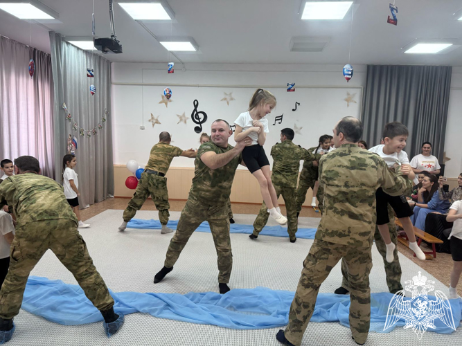 Музыкально-спортивные праздники, повященные Дню защитника Отечества. Мероприятия прошли в филиале № 1.