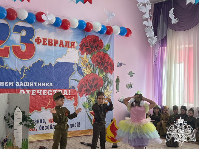 Музыкально-спортивные праздники "Курс молодого бойца", повященные Дню защитника Отечества. Мероприятия прошли в филиале № 3.