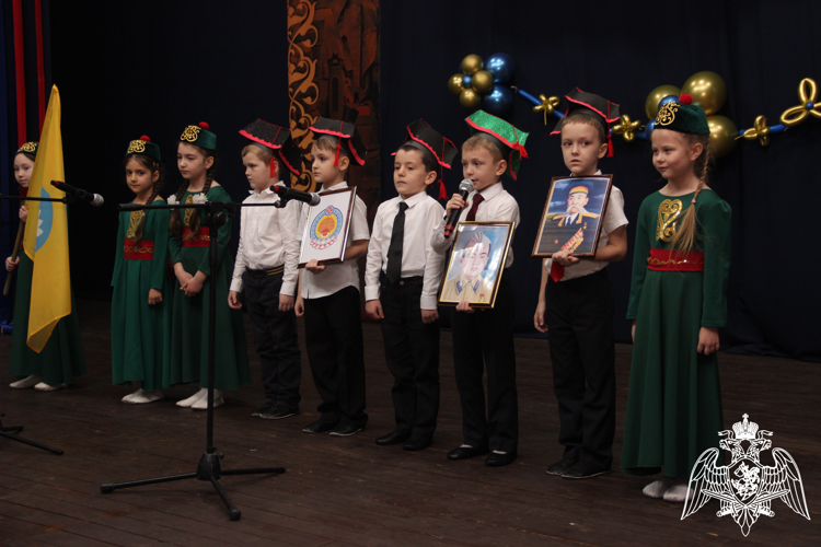 Фестиваль национальных культур народов России «Венок дружбы» .