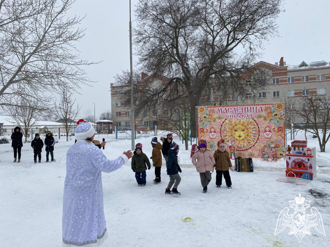 Праздник "Масленица хороша-широка ее душа!" Мероприятия прошли в филиале № 1.