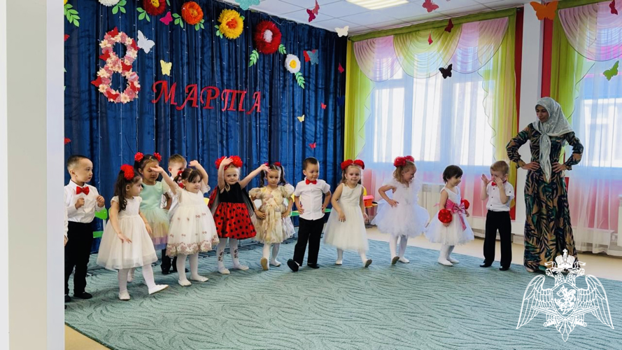 Праздник посвященный 8 Марта «Волшебные бусы». Мероприятия прошли в 3 корпусе.