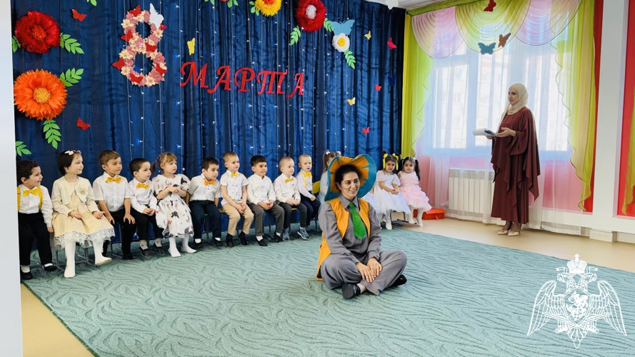Праздник посвященный 8 Марта «Волшебные бусы». Мероприятия прошли в 3 корпусе.