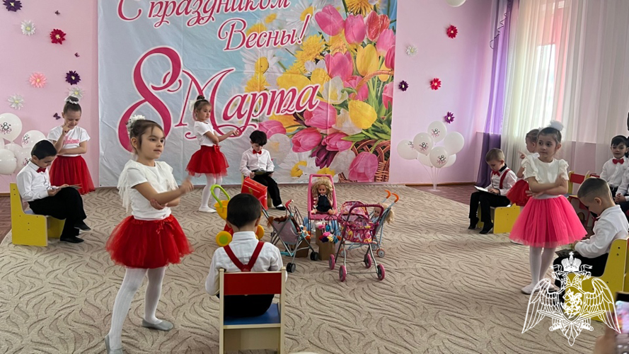 Праздник посвященный 8 Марта.Мероприятия прошли в филиале №3.