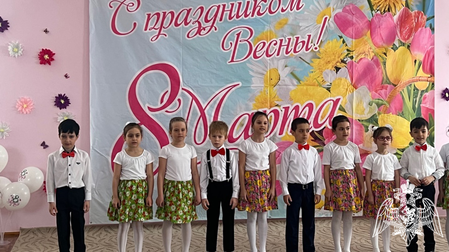 Праздник посвященный 8 Марта.Мероприятия прошли в филиале №3.