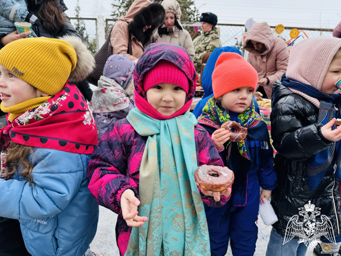 Праздник "Расступись, честной народ! В гости к нам Весна идет!"