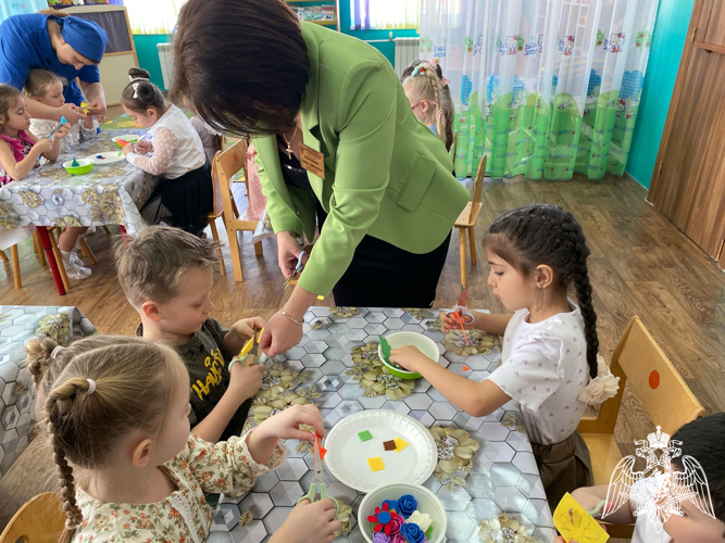   Выставка «Портрет любимой мамочки».