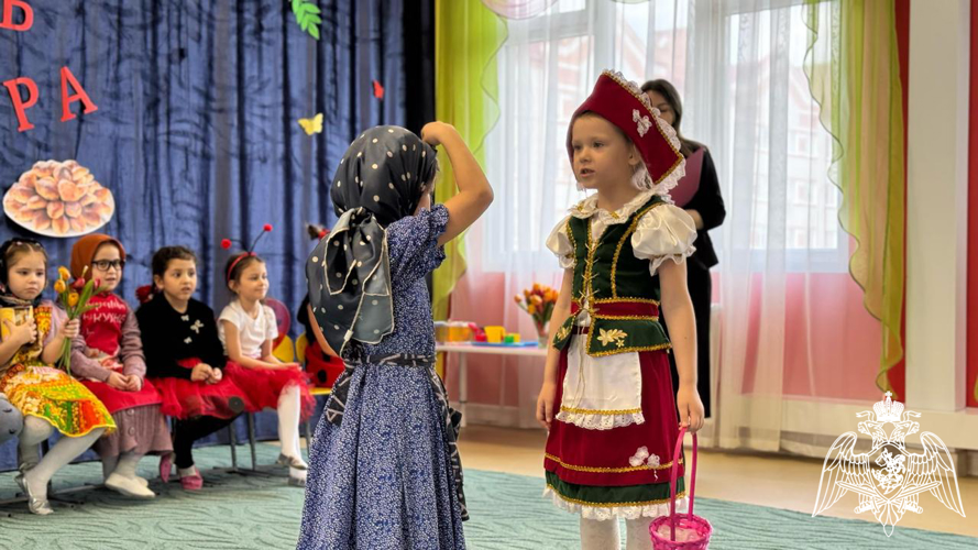 Начало театральной недели.