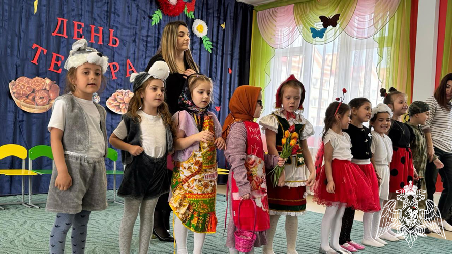 Начало театральной недели.