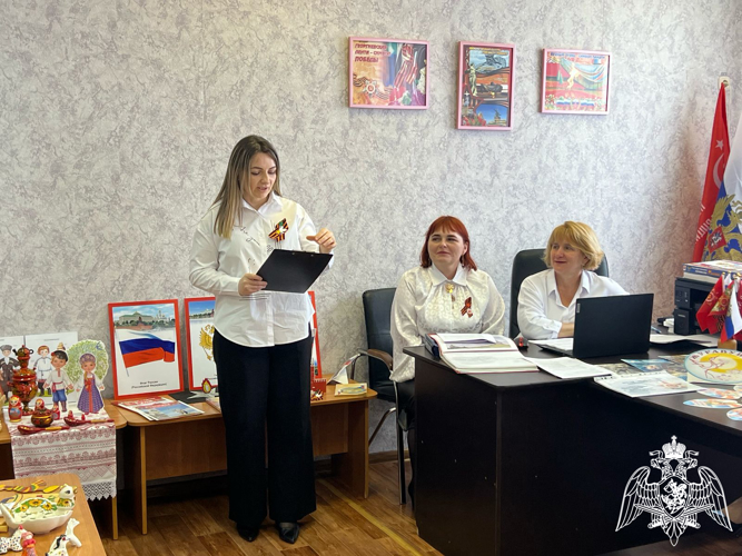 Педагогический совет по теме "Система работы в ДОУ по воспитанию нравственно- патриотических чувств у дошкольников».