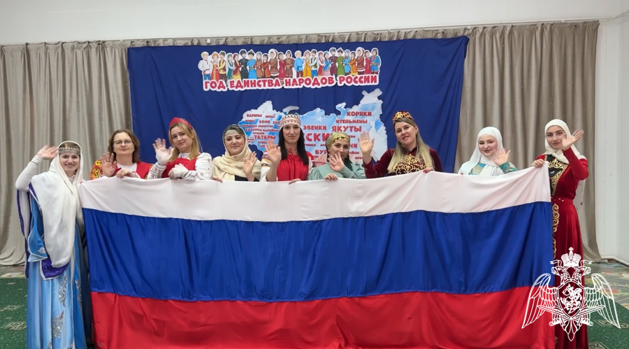 Филиал № 2 детского сада "Звездочка" ст. Шелковская присоединились к флешмобу "Мы разные, но мы едины!"