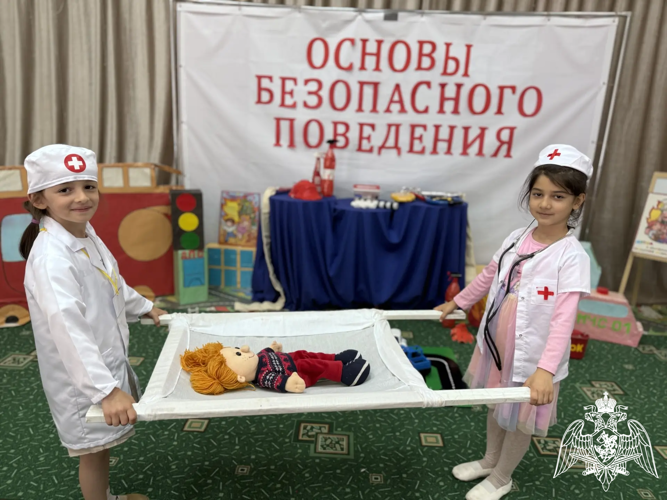 В филиале №2 детского сада "Звездочка" ст. Шелковская в соответствии с методическими рекомендациями Минпросвещения РФ прошёл комплекс мероприятий по обучению основам безопасного поведения