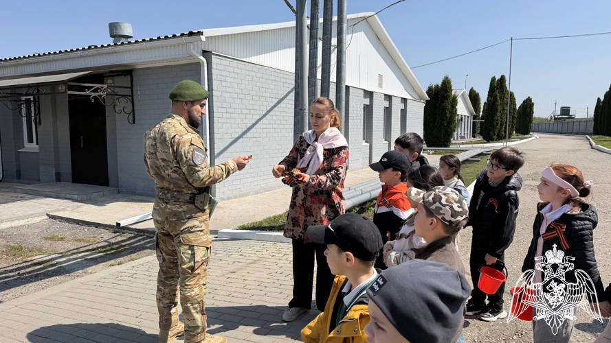 Патриотическая акция "Георгиевская лента", приуроченная ко Дню Победы, прошла в филиале № 4 детского сада "Звездочка" г. Урус-Мартан