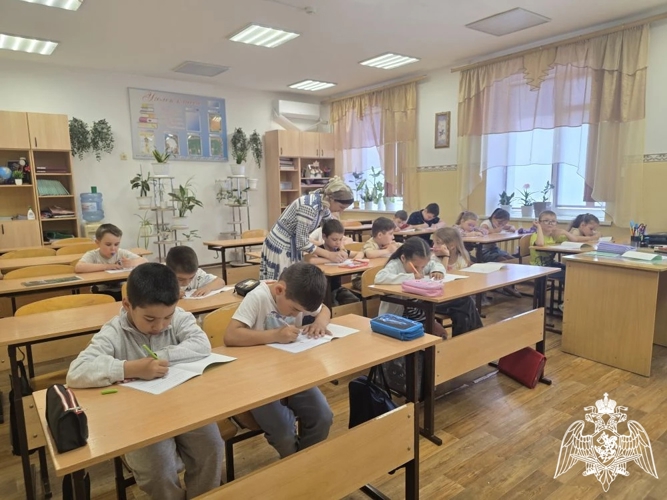 Занятия к школе для воспитанников подготовительных групп ФГКДОУ "Звездочка" войск национальной гвардии Российской Федерации