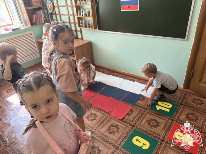 День российского флага в филиале № 3 детского сада "Звездочка" г. Гудермес
