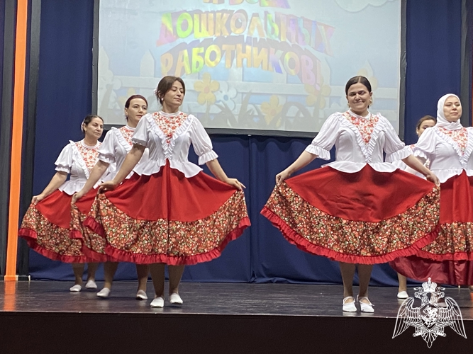 в ФГКДОУ "Звездочка" войск национальной гвардии Российской Федерации прошел концерт, посвященный Дню воспитателя и всех дошкольных работников